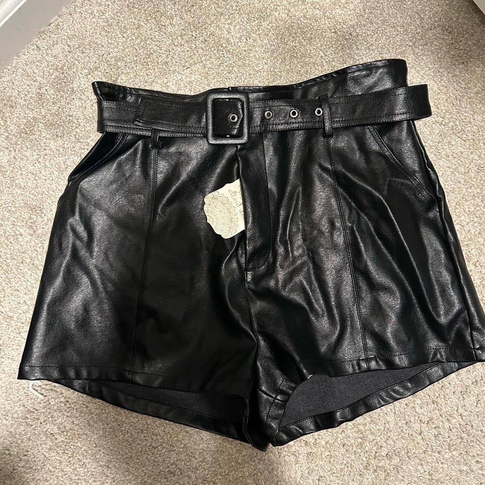 Altard state leather shorts. Black. Size large. New with tags!